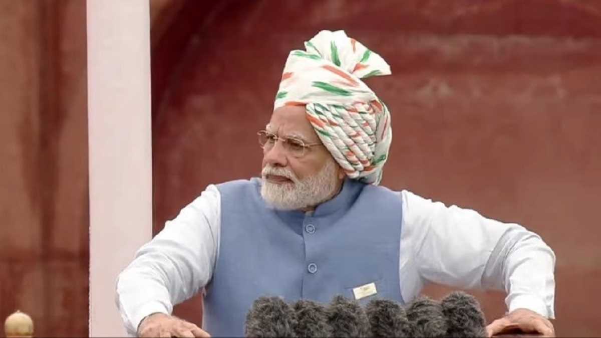 मोदी: भ्रष्टाचार और परिवारवाद देश को दीमक की तरह चाट रहे हैं